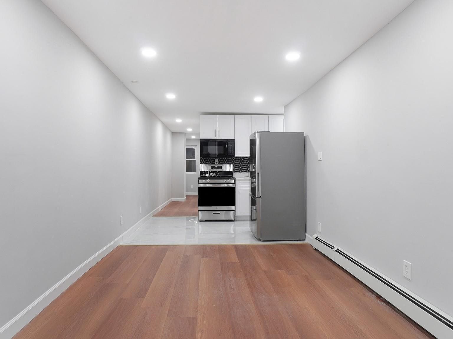 107-46 120th St South Richmond Hill, NY 11419 - Thumbnail 4