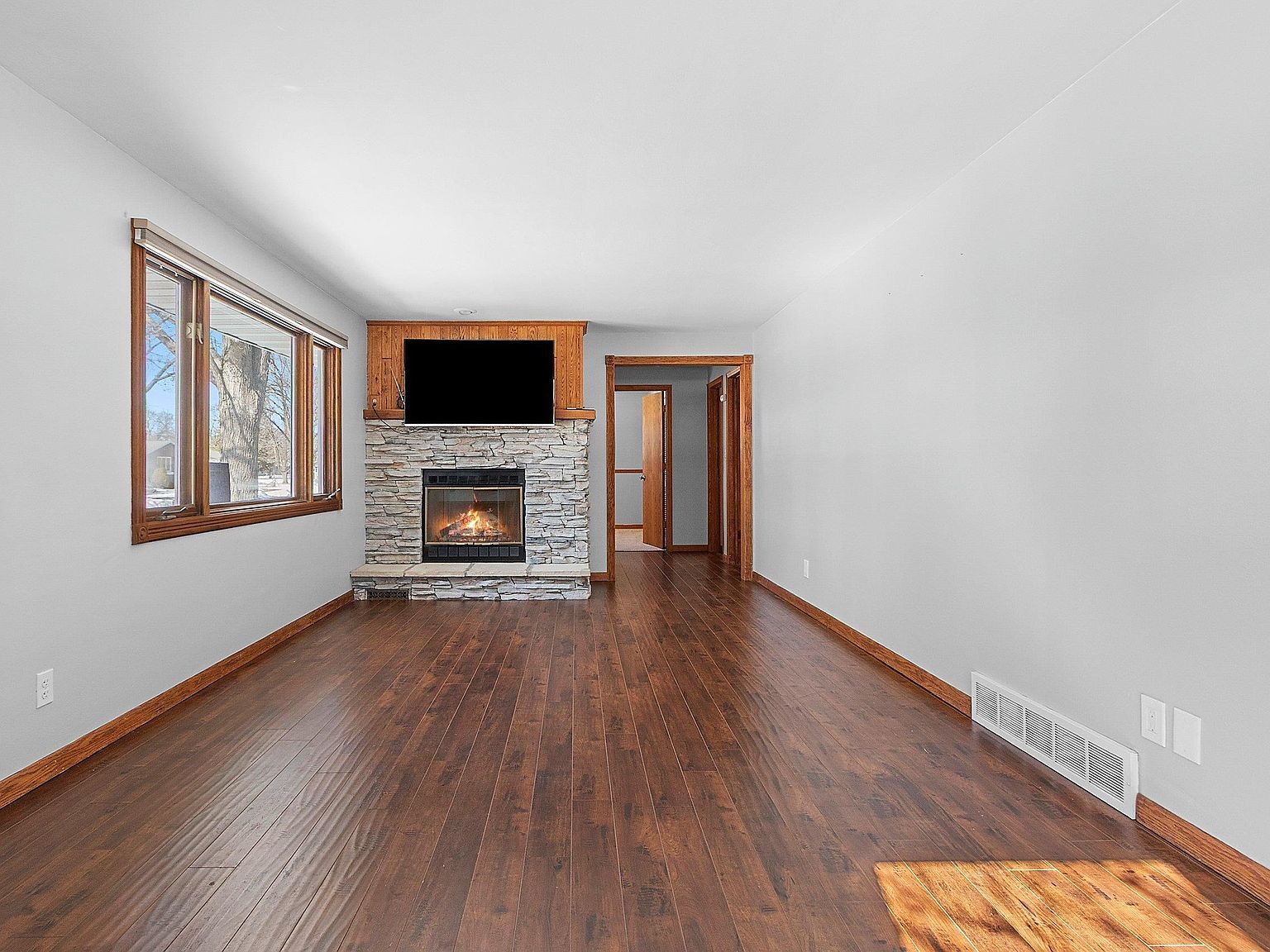 1623 Jay Ln Green Bay, WI 54304 - Thumbnail 4