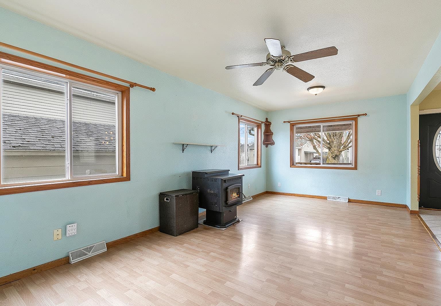 1719 21st St Two Rivers, WI 54241 - Thumbnail 4