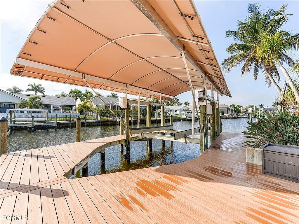 1506 SW 52nd Ln Cape Coral, FL 33914 - Thumbnail 4