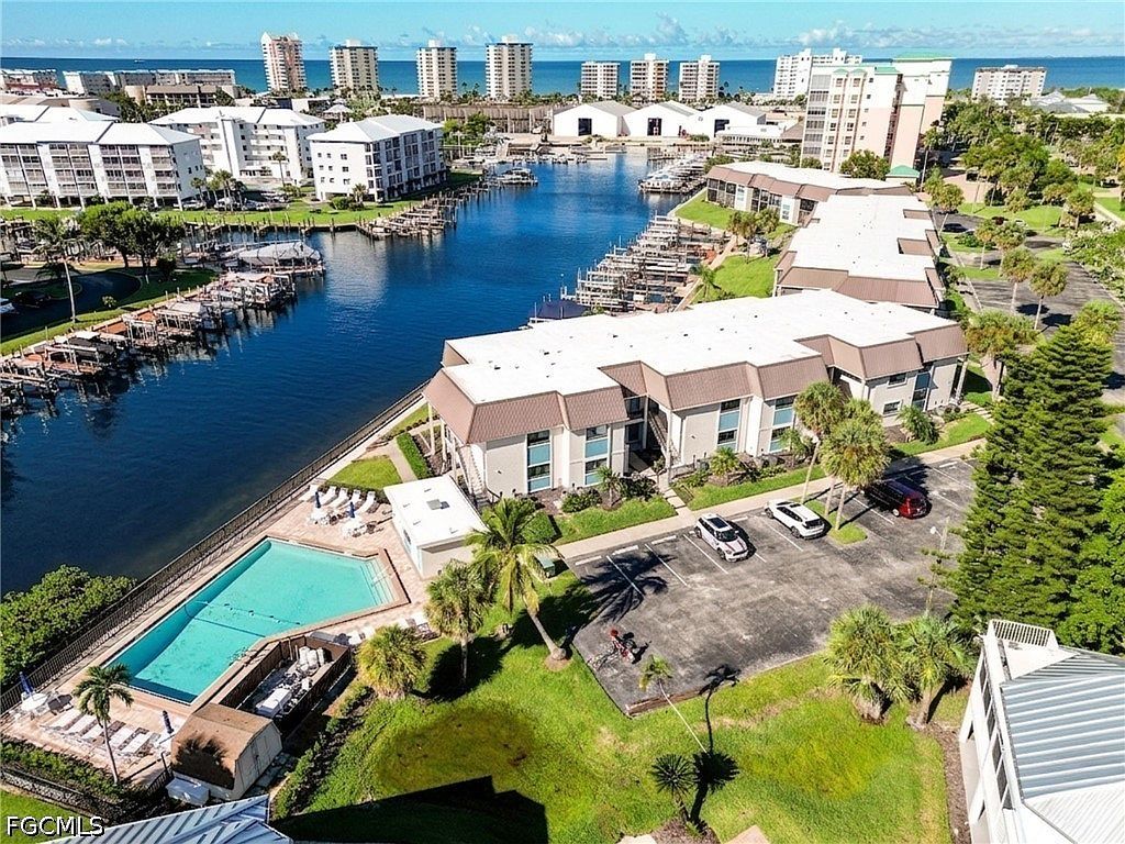 200 Lenell Rd APT 115 Fort Myers Beach, FL 33931 - Thumbnail 4