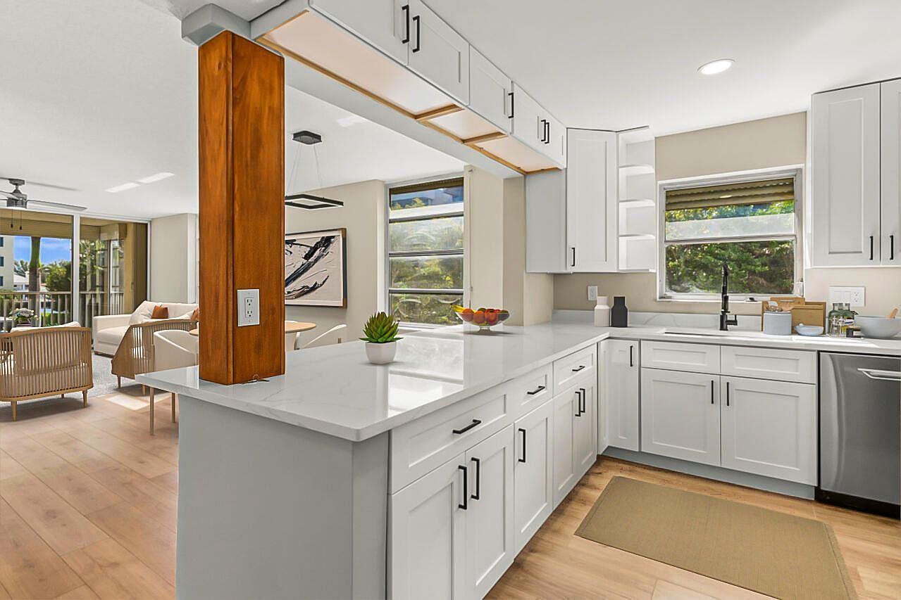 1 Harbourside Dr APT 1301 Delray Beach, FL 33483 - Thumbnail 4