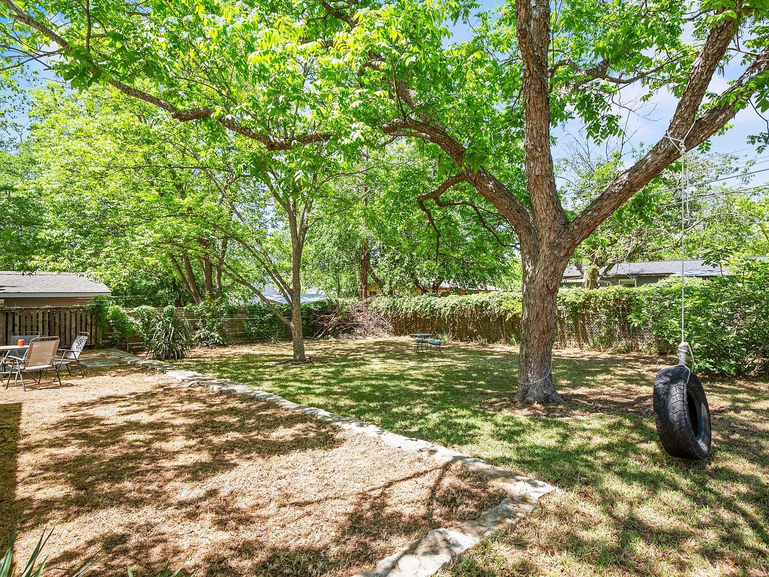 4606 S 2nd St Austin, TX 78745 - Thumbnail 4