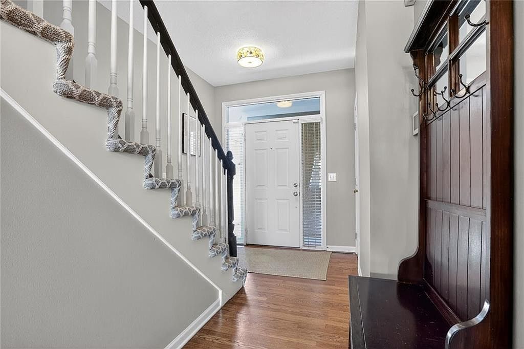 155 Pointe Dr Kansas City, MO 64116 - Thumbnail 4