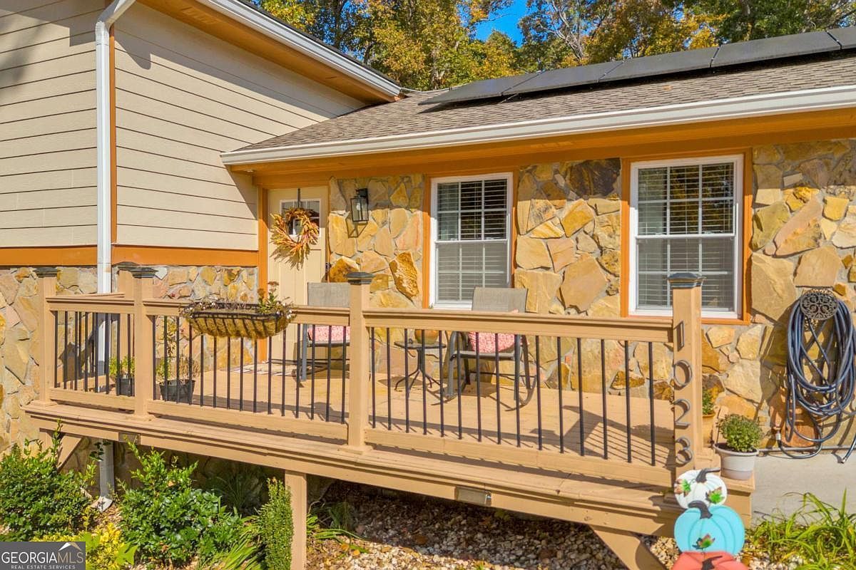 1023 Hickory Nut Ln Lawrenceville, GA 30043 - Thumbnail 4