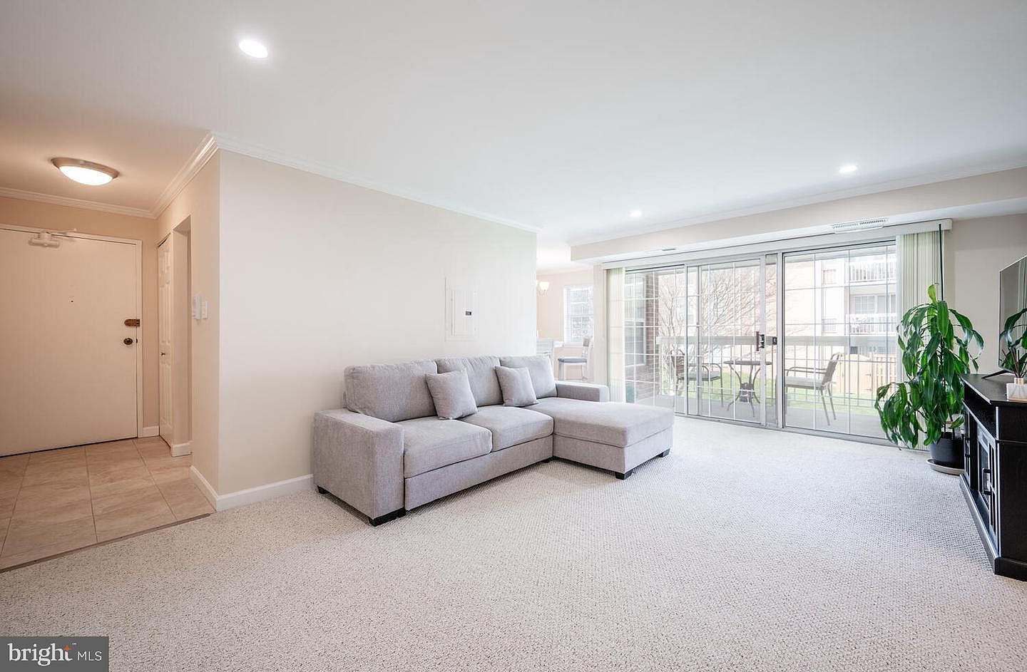 1954 Kennedy Dr APT 201 Mc Lean, VA 22102 - Thumbnail 4