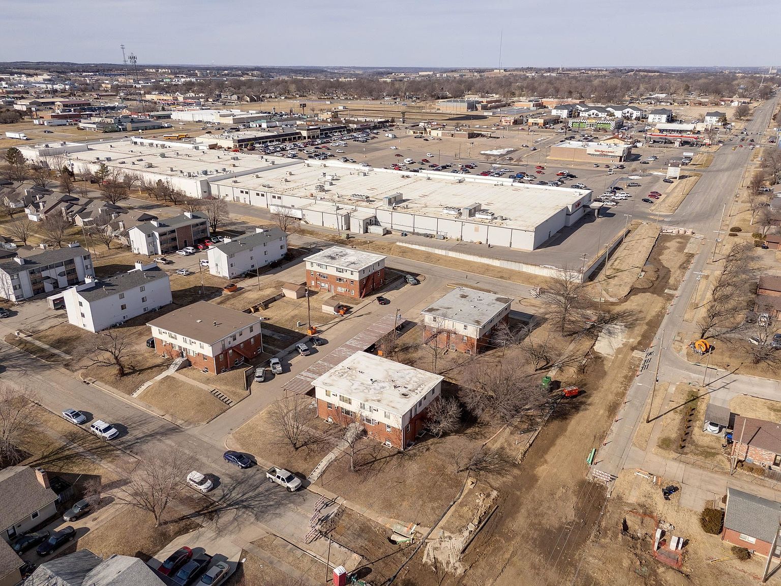 5206 SW 23rd St #5215-5216 Topeka, KS 66614 - Thumbnail 4