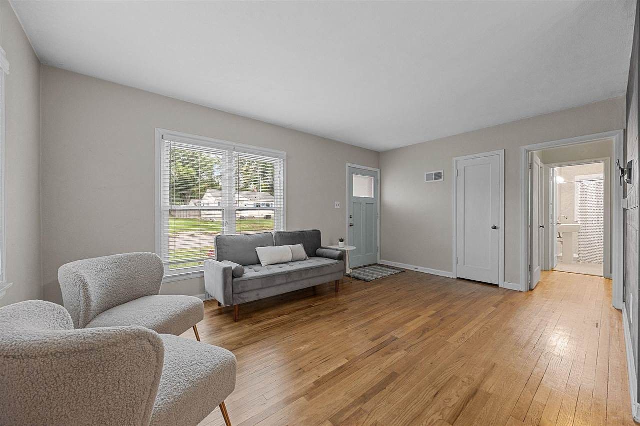 2734 Dalewood Ave SE Cedar Rapids, IA 52403 - Thumbnail 4