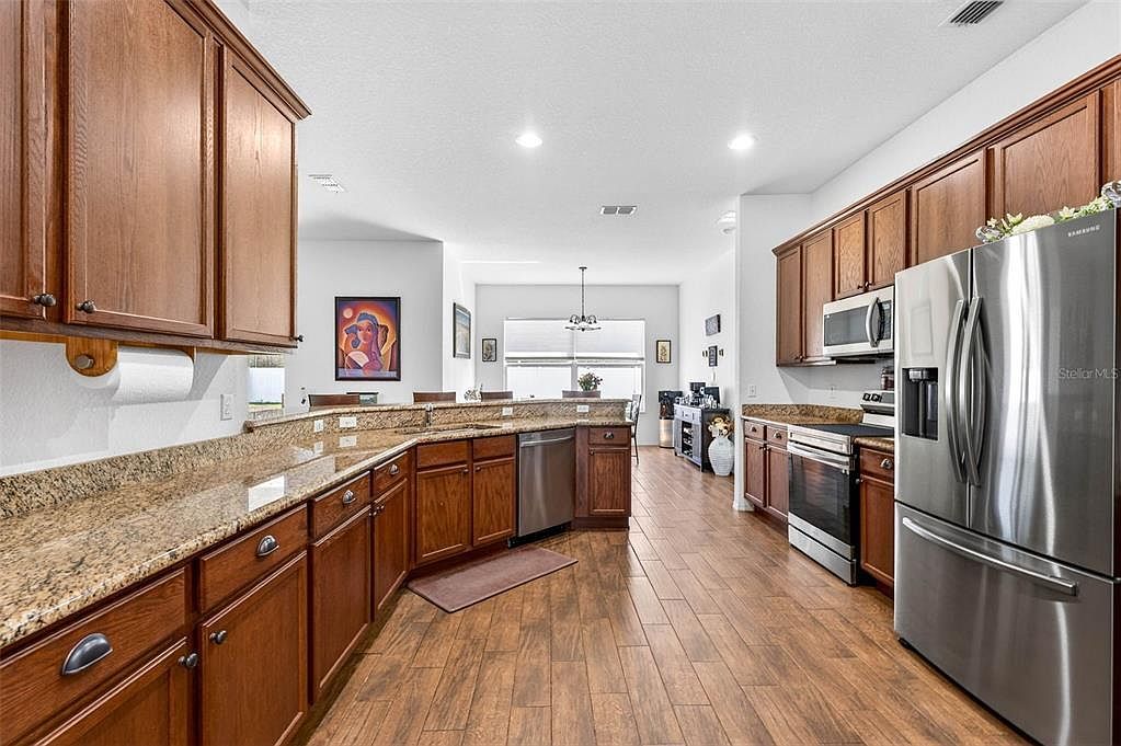 1614 Prairie Blossom Dr Lakeland, FL 33810 - Thumbnail 4