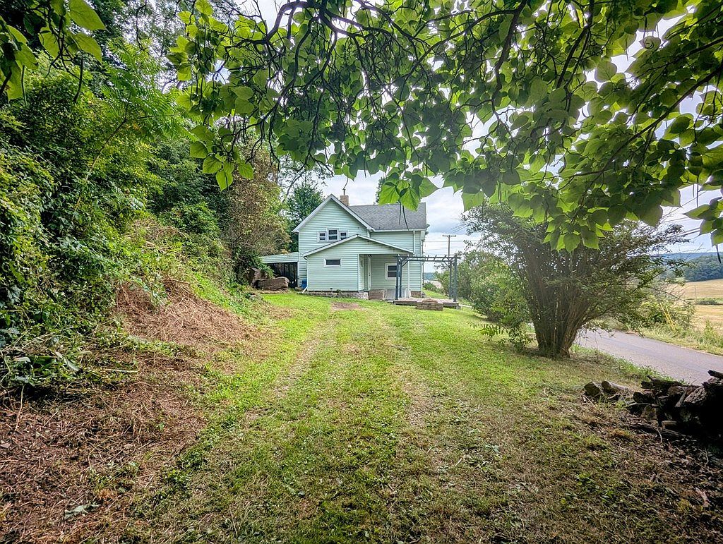 9689 Old State Rd Troy, PA 16947 - Thumbnail 4