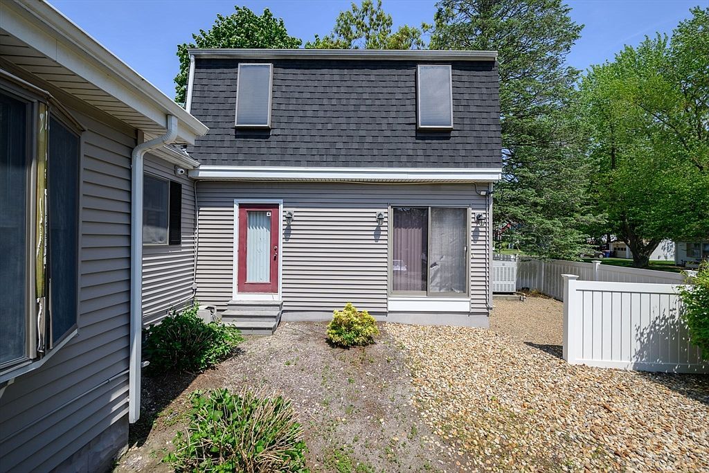 275 W Main St Norton, MA 02766 - Thumbnail 4