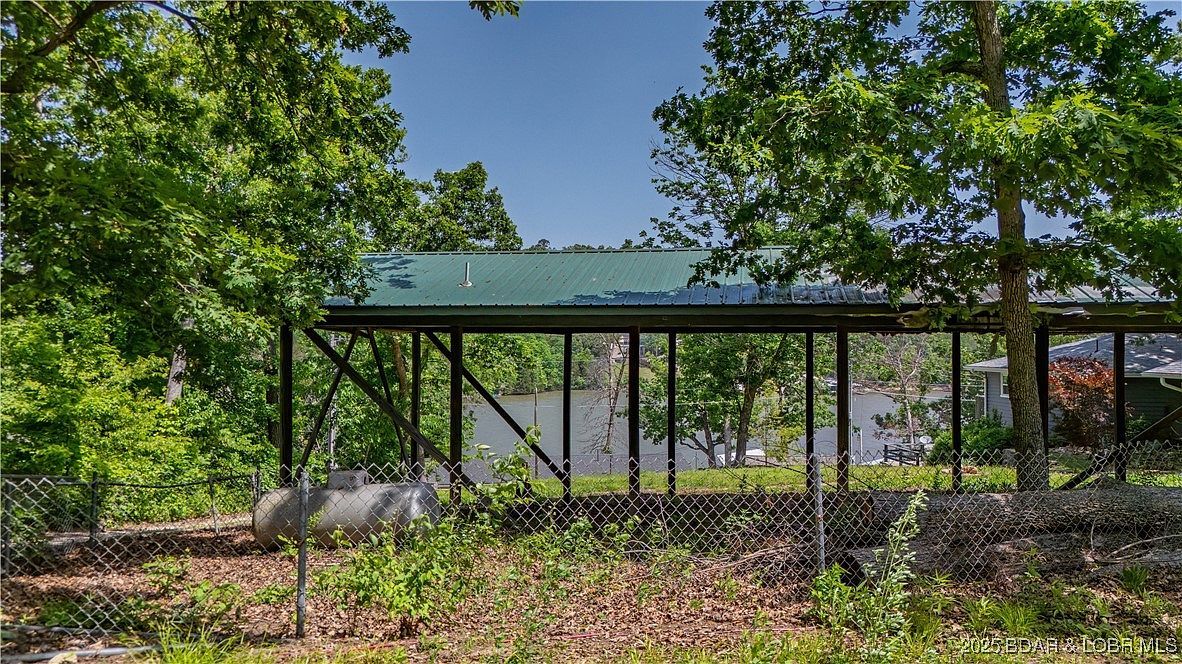 74 Jay Bird Ln Sunrise Beach, MO 65079 - Thumbnail 4