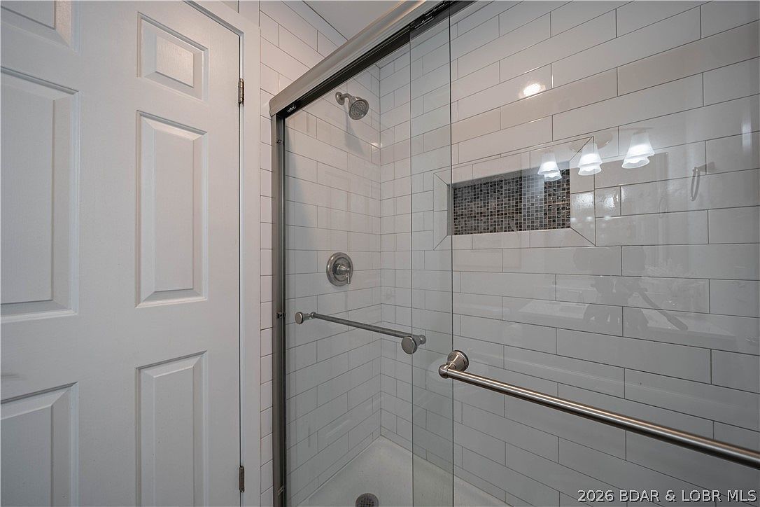 5940 Baydy Peak Rd Unit 1123 Osage Beach, MO 65065 - Thumbnail 4