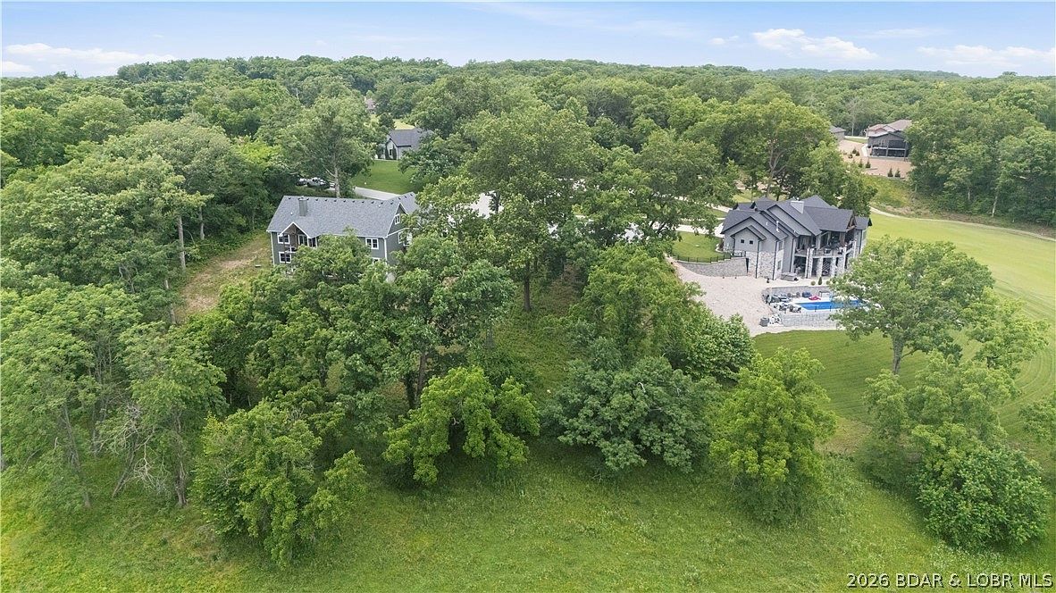 297 Quail Hollow Ave Lake Ozark, MO 65049 - Thumbnail 4