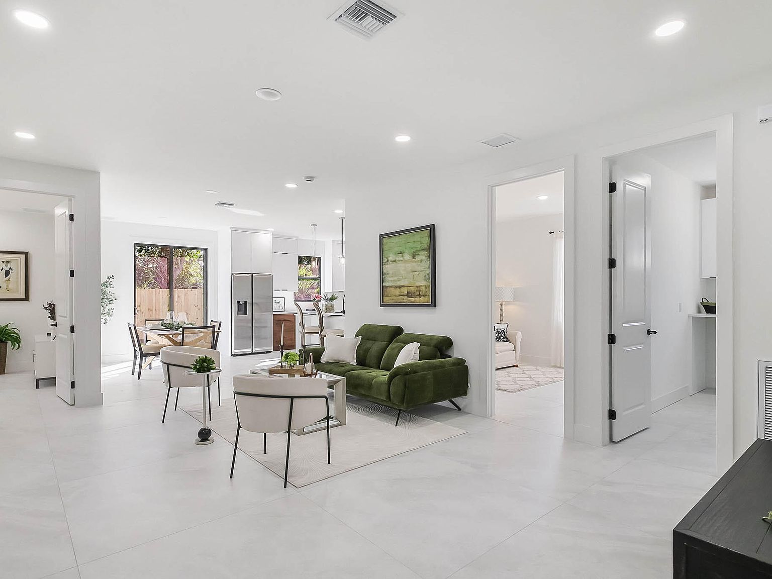 4720 Pine Cone Ln West Palm Beach, FL 33417 - Thumbnail 4