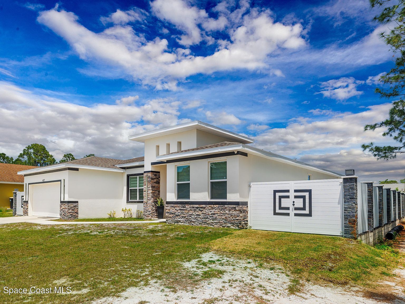 457 Tillman Ave SW Palm Bay, FL 32908 - Thumbnail 4