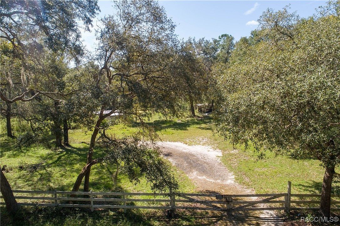 104 NE 304th Ave Old Town, FL 32680 - Thumbnail 4