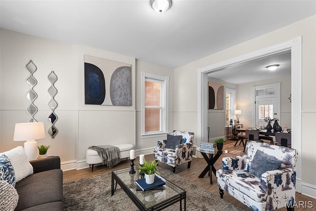 612 Holly Hills Ave Saint Louis, MO 63111 - Thumbnail 4