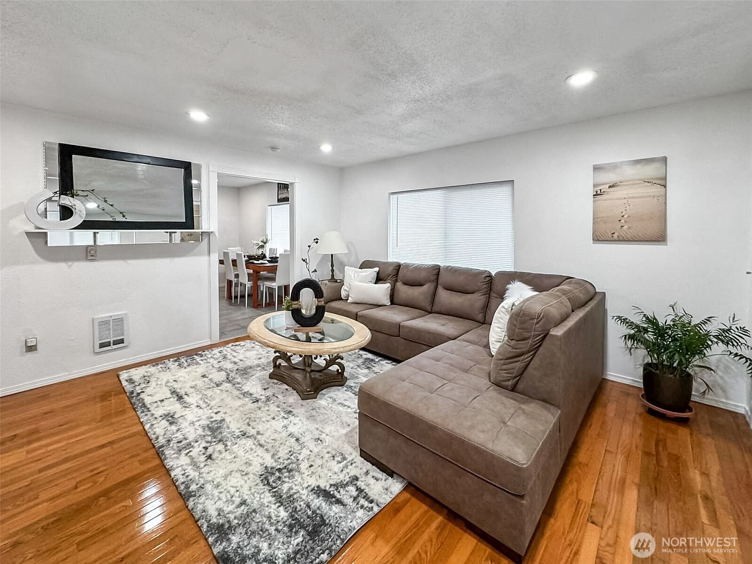 7660 S 126th St Seattle, WA 98178 - Thumbnail 4