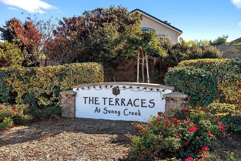 5531 Foxtail Loop Carlsbad, CA 92010 - Thumbnail 4