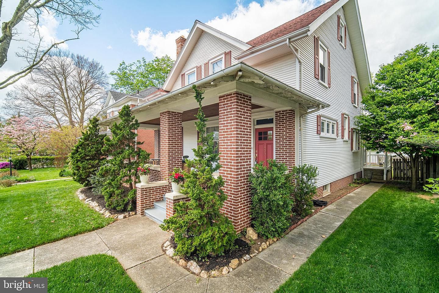 155 E Springettsbury Ave York, PA 17403 - Thumbnail 4