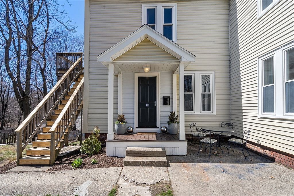 32 Thompson St Unit 32 Maynard, MA 01754 - Thumbnail 4