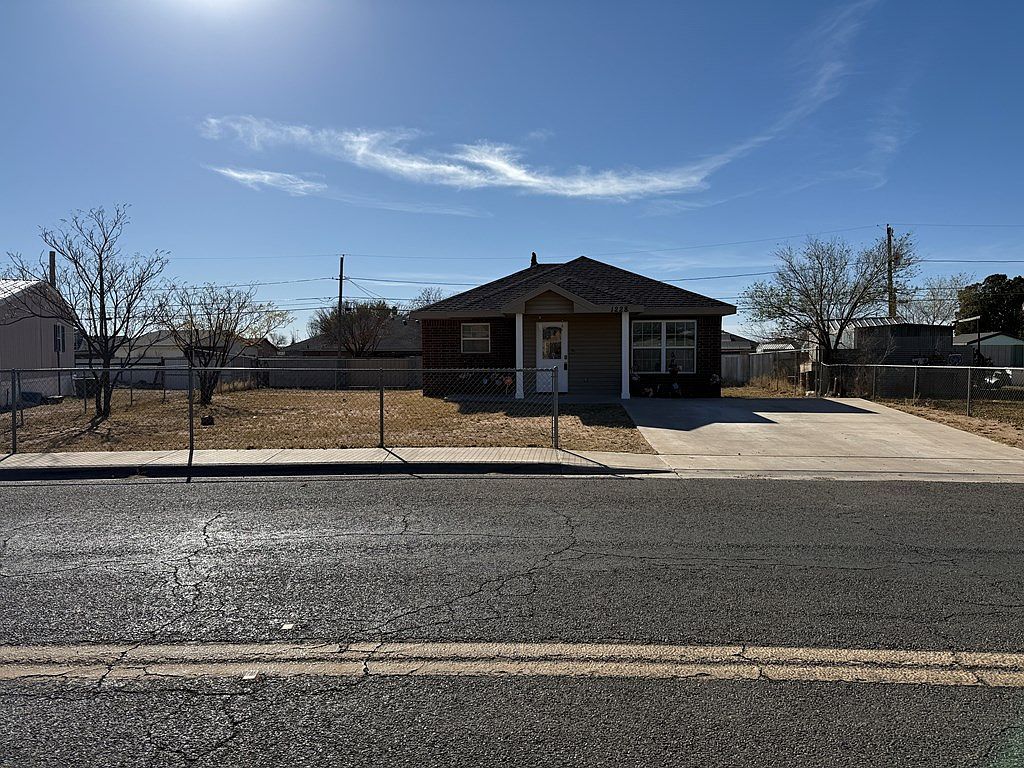 1228 Honeysuckle Ave Odessa, TX 79761 - Thumbnail 4