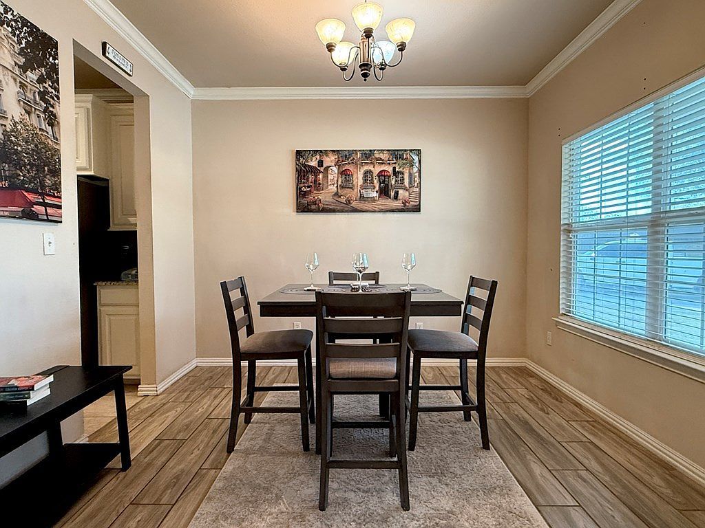 604 NE Avenue E Pl Andrews, TX 79714 - Thumbnail 4