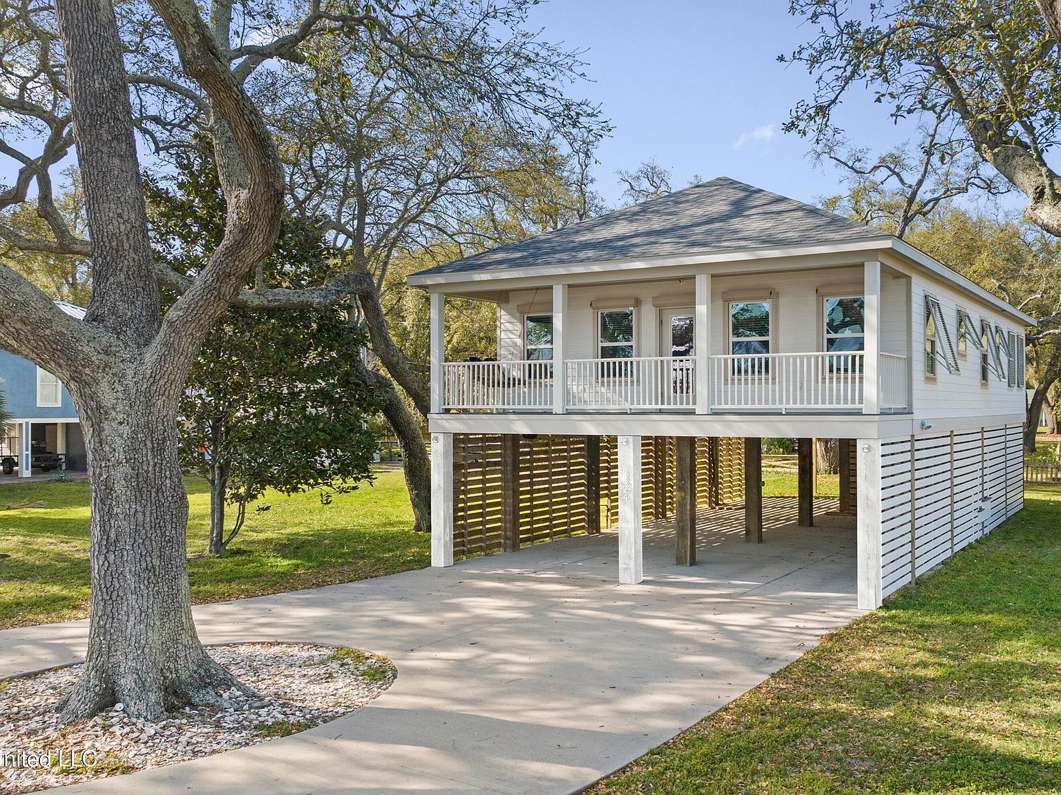 2524 Beach Blvd Biloxi, MS 39531 - Thumbnail 4