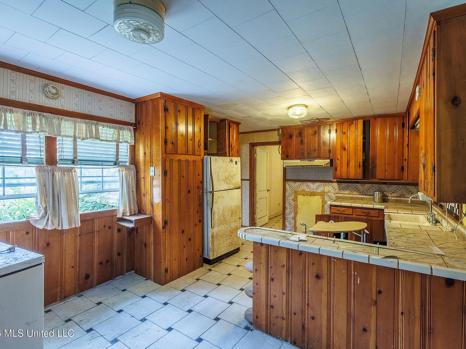 4582 Hanging Moss Rd Jackson, MS 39206 - Thumbnail 4