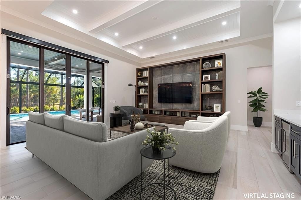 662 9th St SW Naples, FL 34117 - Thumbnail 4