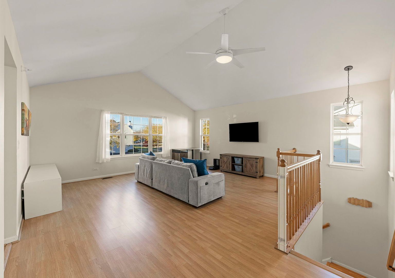 2513 Dickens Dr Aurora, IL 60503 - Thumbnail 4