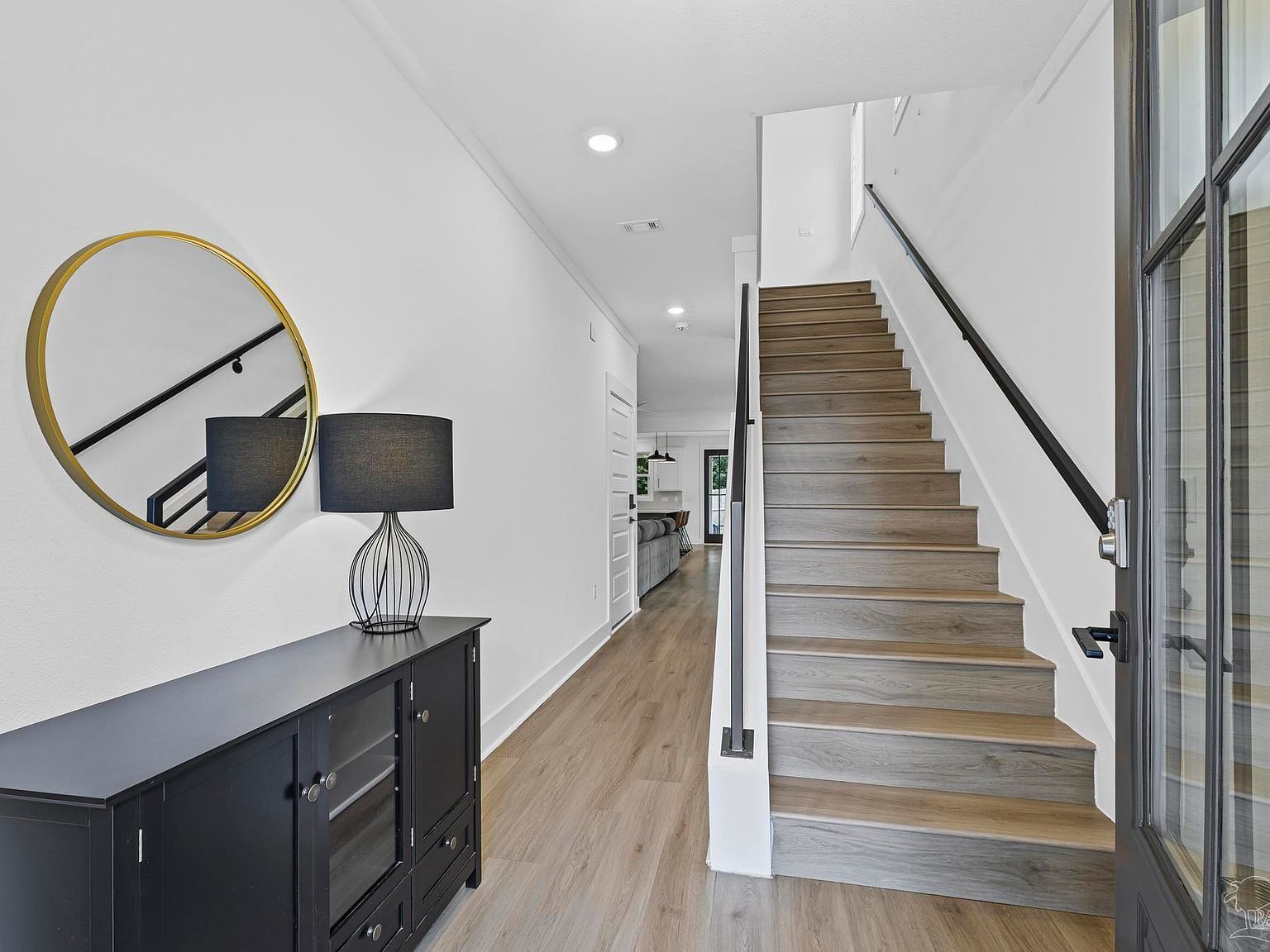 1421 E Texar Dr Pensacola, FL 32503 - Thumbnail 4