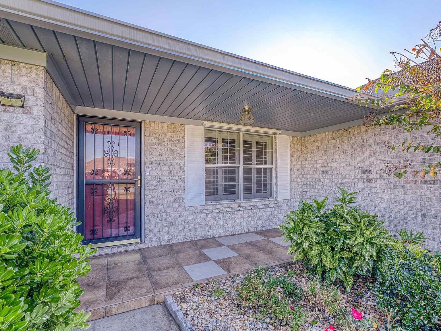 2208 Blue Lake Dr Pensacola, FL 32506 - Thumbnail 4