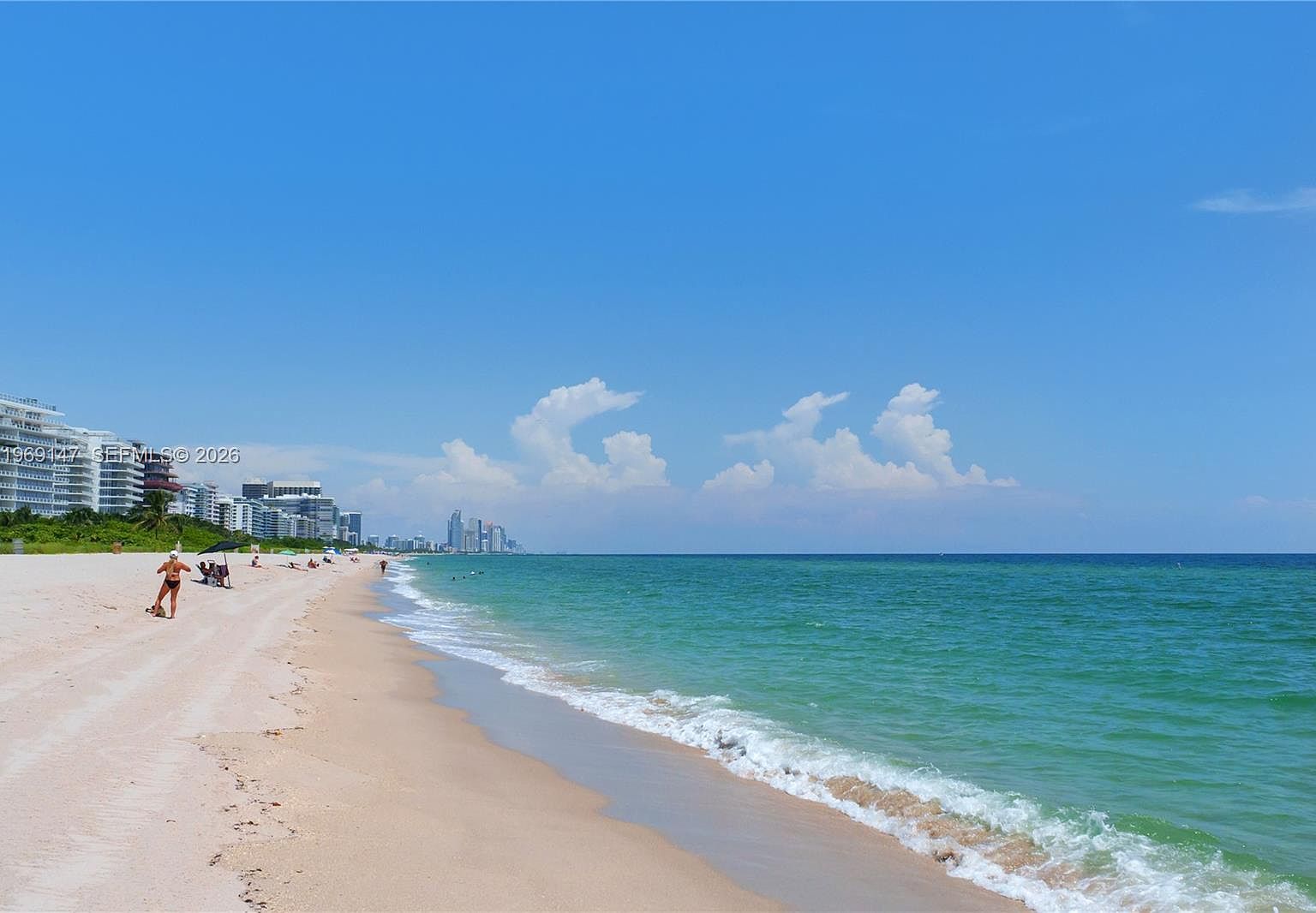 8855 Collins Ave APT 4B Surfside, FL 33154 - Thumbnail 4