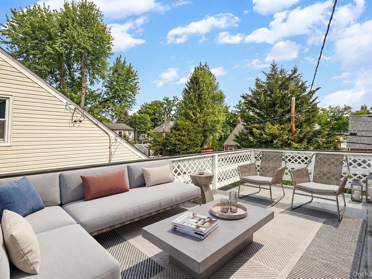 6 Willow Rd New Hyde Park, NY 11040 - Thumbnail 4