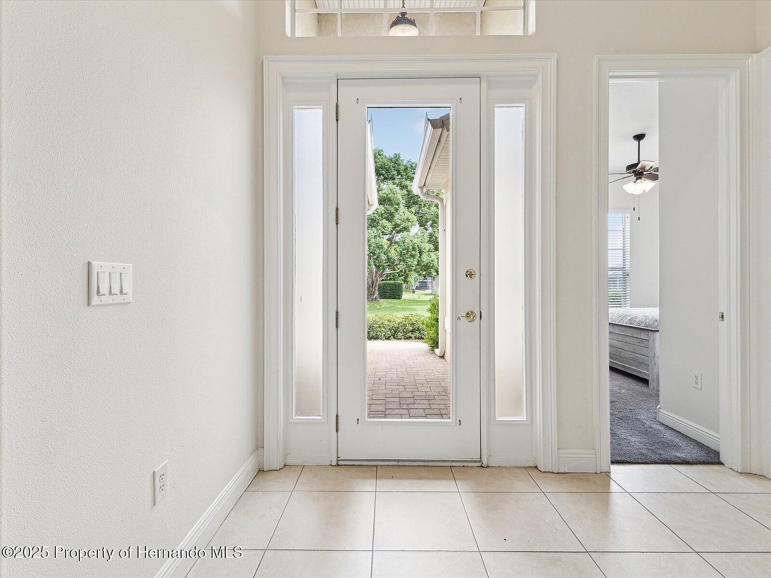 10187 Holly Berry Dr Weeki Wachee, FL 34613 - Thumbnail 4