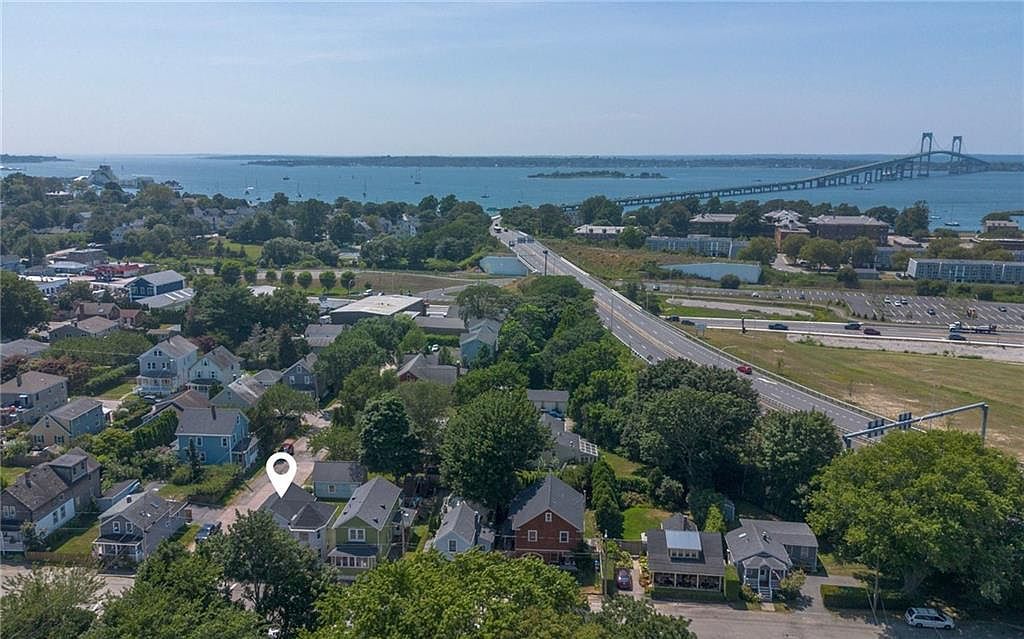 26 Prescott Hall Rd Newport, RI 02840 - Thumbnail 4