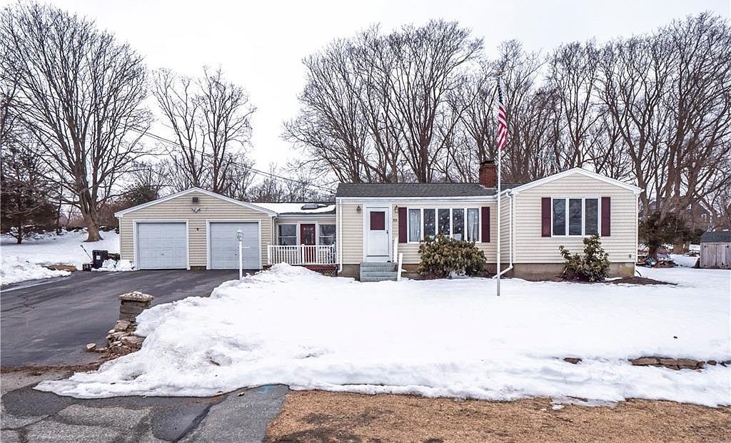 22 Maple Dr Portsmouth, RI 02871 - Thumbnail 4