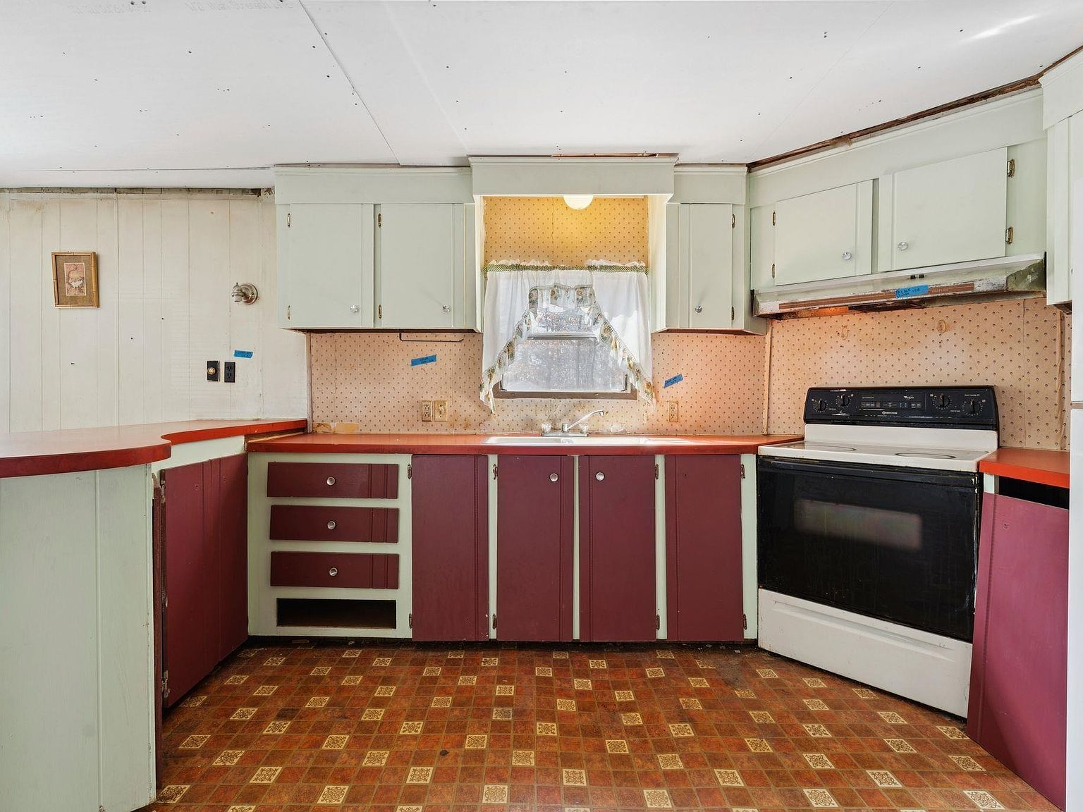 67 Periwinkle Dr Rochester, NH 03868 - Thumbnail 4