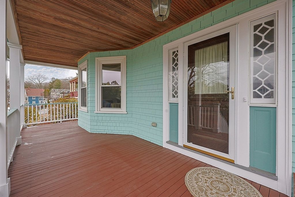 63 Walker Rd Swampscott, MA 01907 - Thumbnail 4