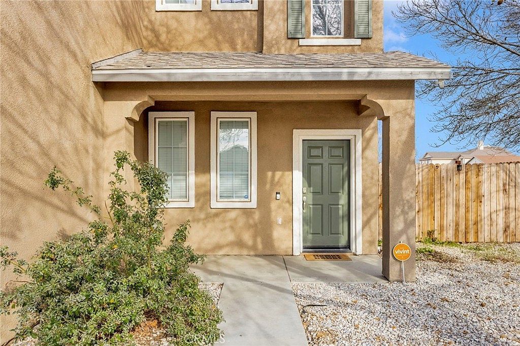 13277 Thornwood Ct Victorville, CA 92392 - Thumbnail 4