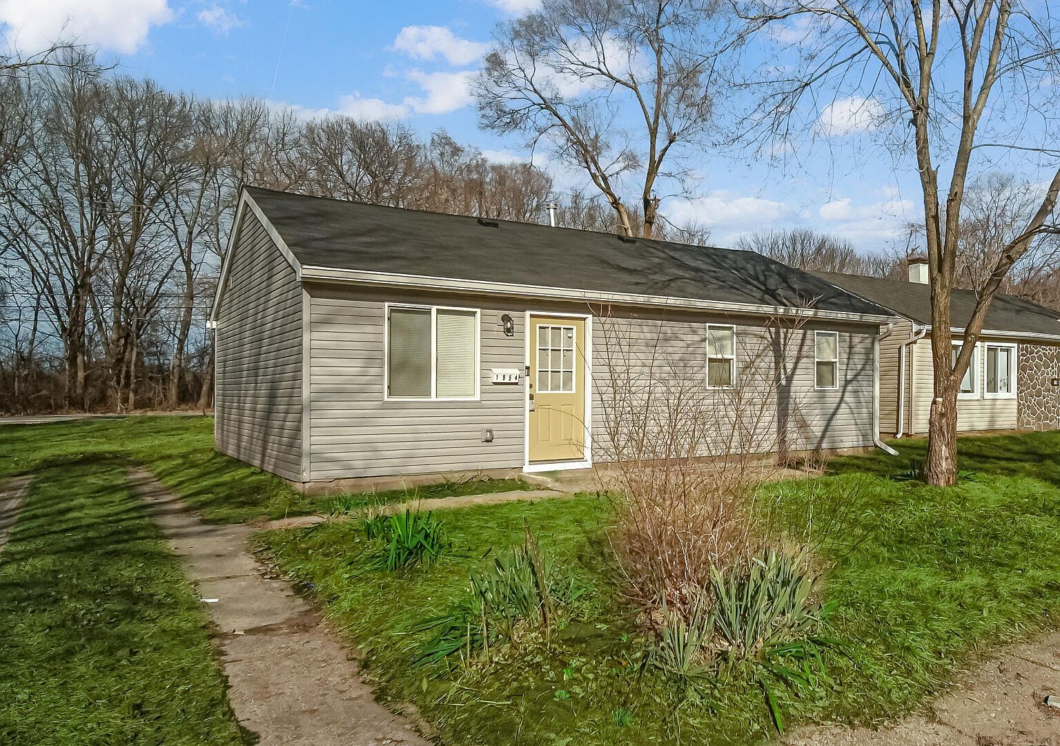 1954 Central Dr Gary, IN 46407 - Thumbnail 4