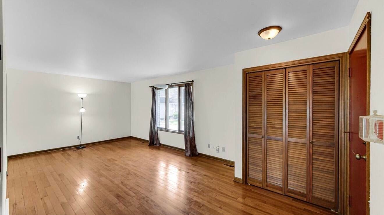 1439 Elm Ct #1439 Schererville, IN 46375 - Thumbnail 4