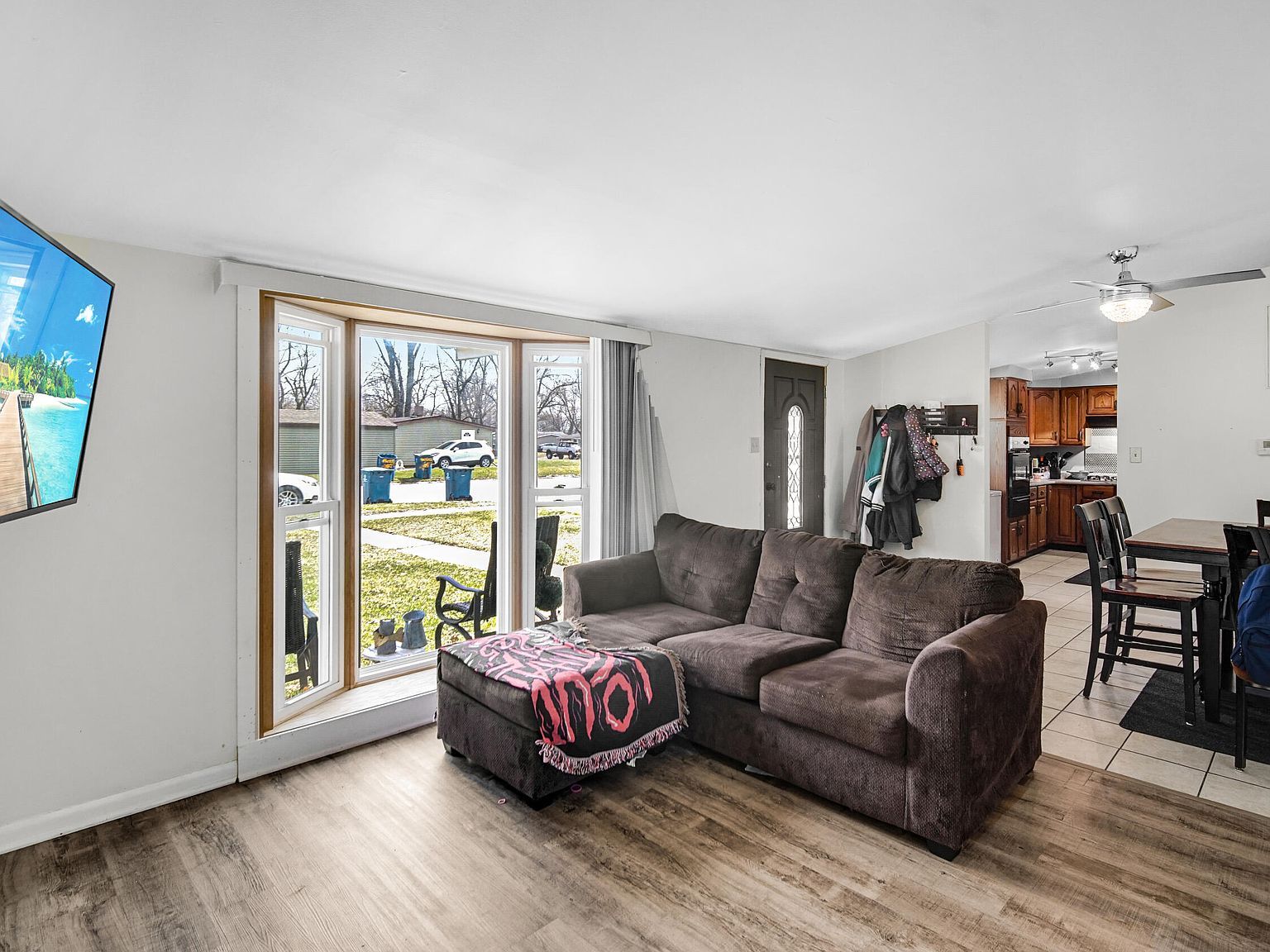 1342 Greenwood Ave Dyer, IN 46311 - Thumbnail 4