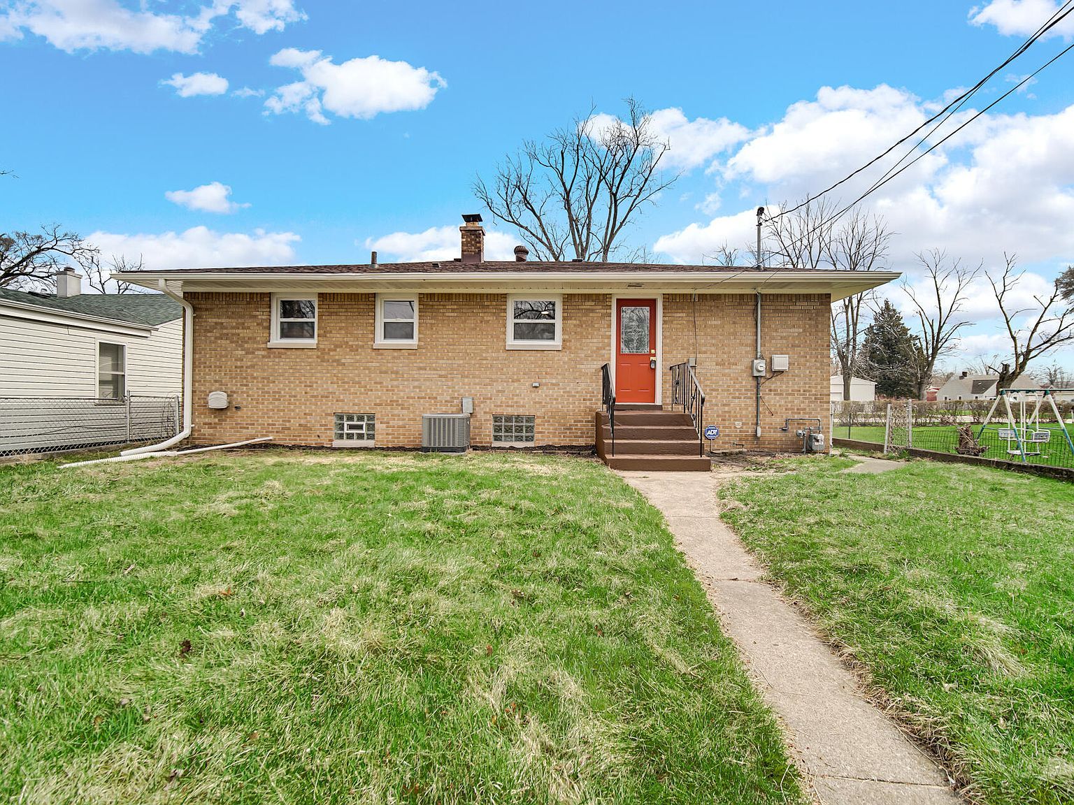 2710 Decatur St Lake Station, IN 46405 - Thumbnail 4