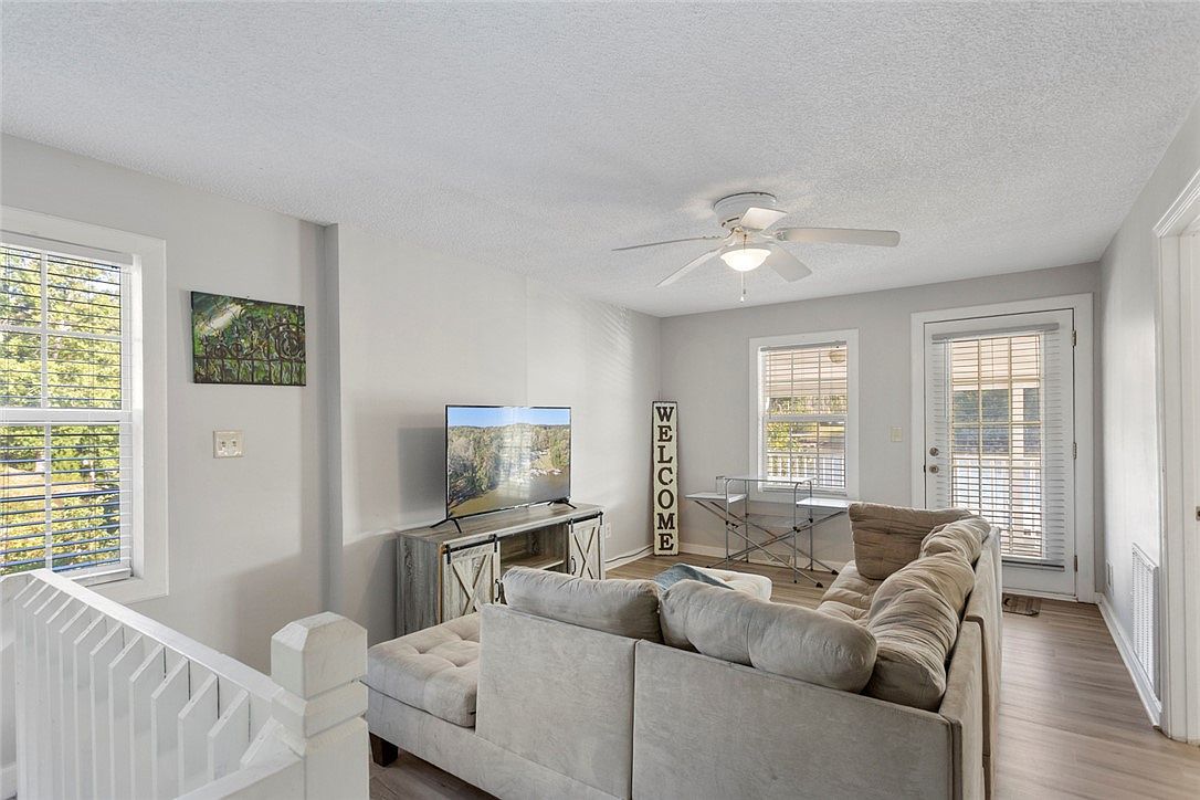 106 Holt Dr Iva, SC 29655 - Thumbnail 4