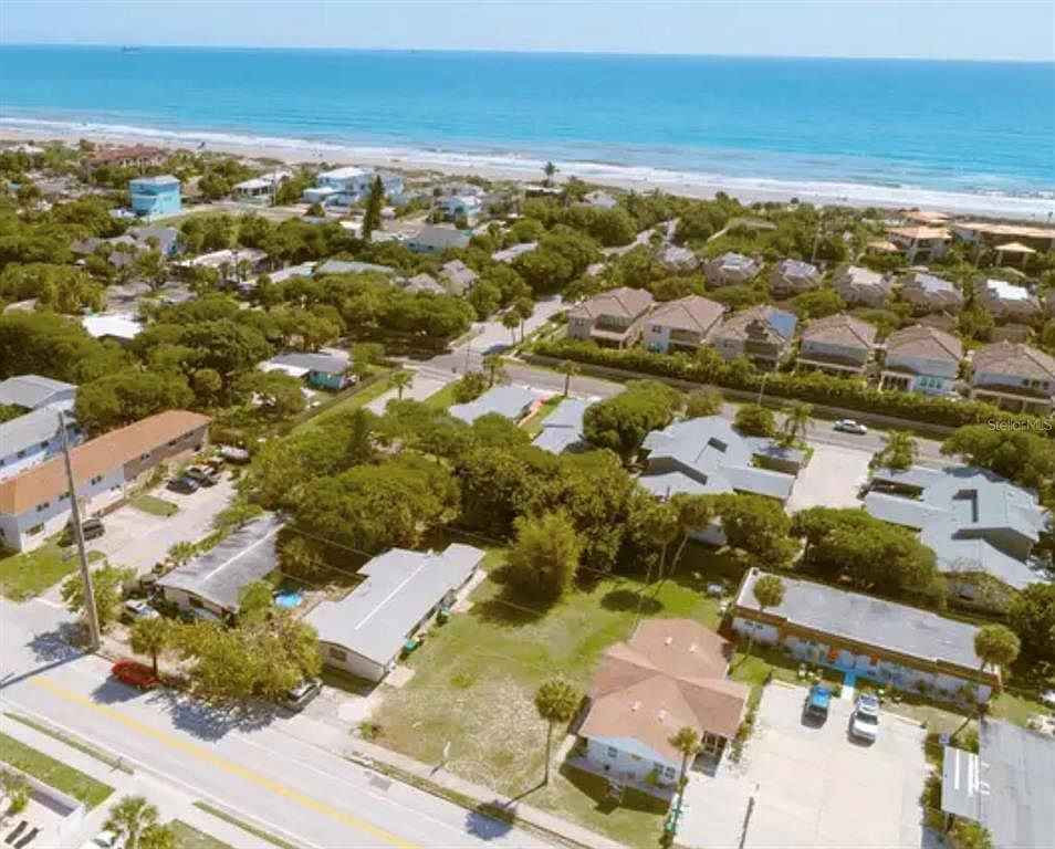 315 S Brevard Ave #15 Cocoa Beach, FL 32931 - Thumbnail 4