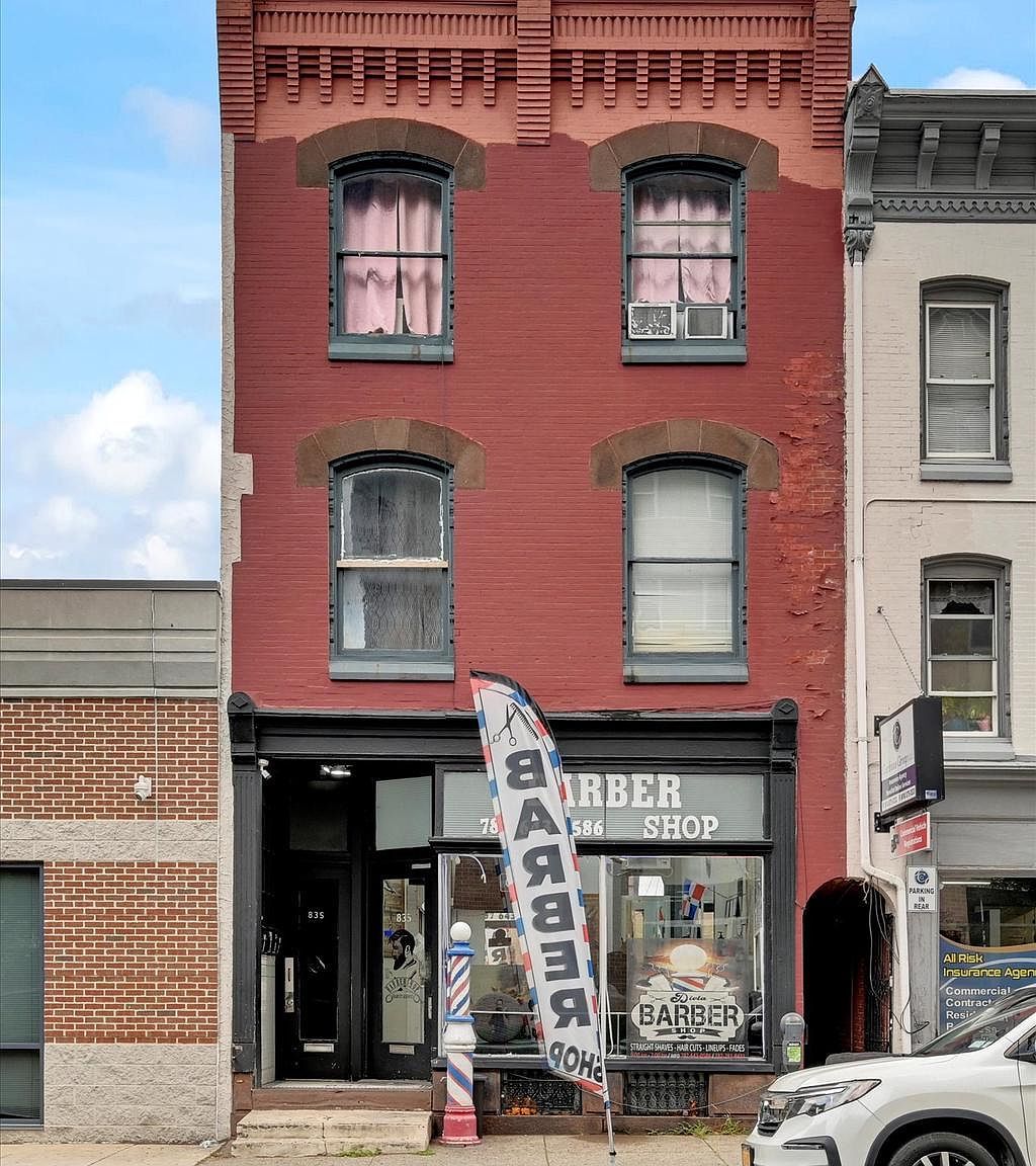 835 Washington St Reading, PA 19601 - Thumbnail 4