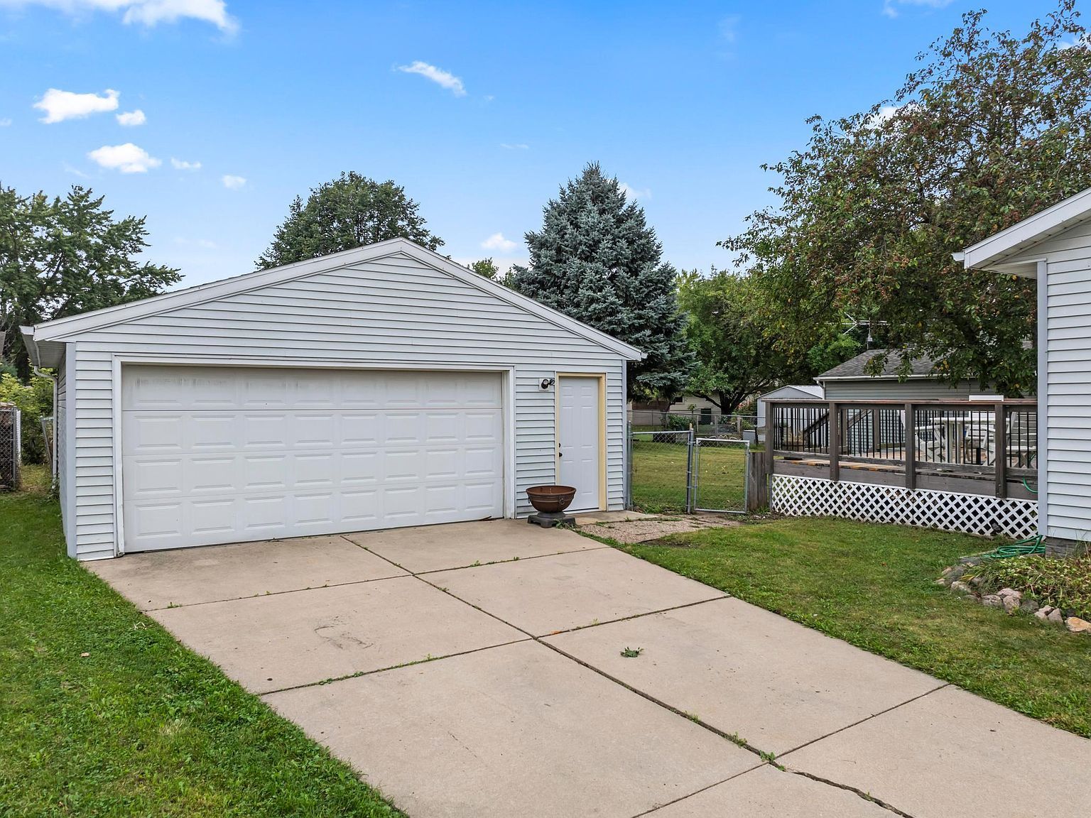 4369 Cimarron Ct NW Rochester, MN 55901 - Thumbnail 4